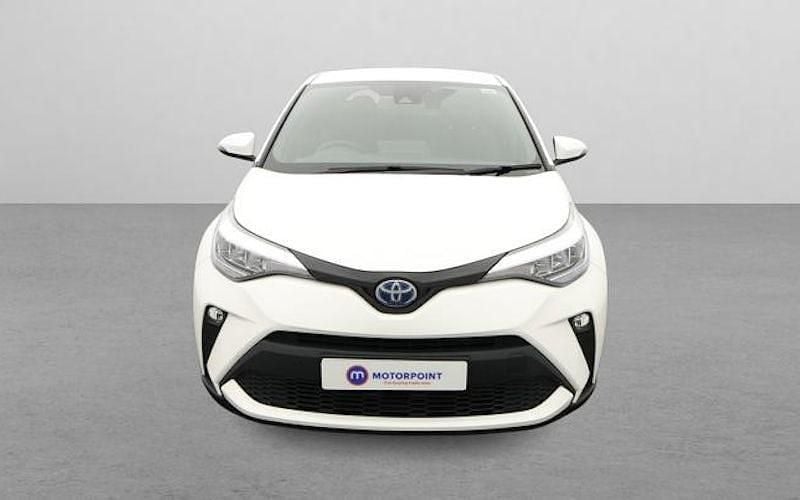 Used Toyota C-HR Design 184 HP (135 kW) 2023 White SUV