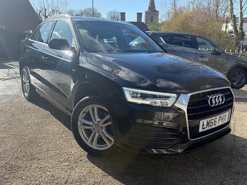 Begagnad Audi Q3 S-Line 150 HK (110 kW) 2016 Svart SUV