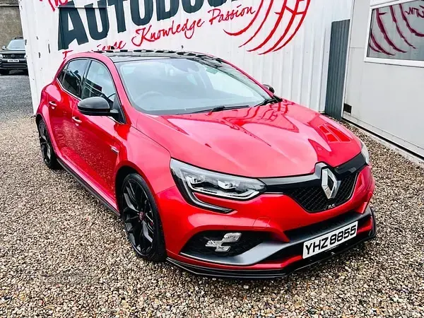 Used Renault Mégane Trophy 2019 Red Hatchback