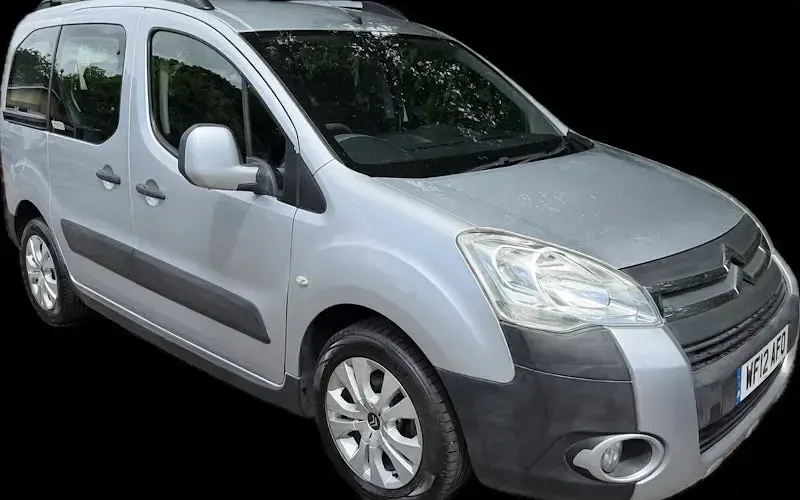 Used Citroën Berlingo XTR 92 HP (67 kW) 2015 MPV