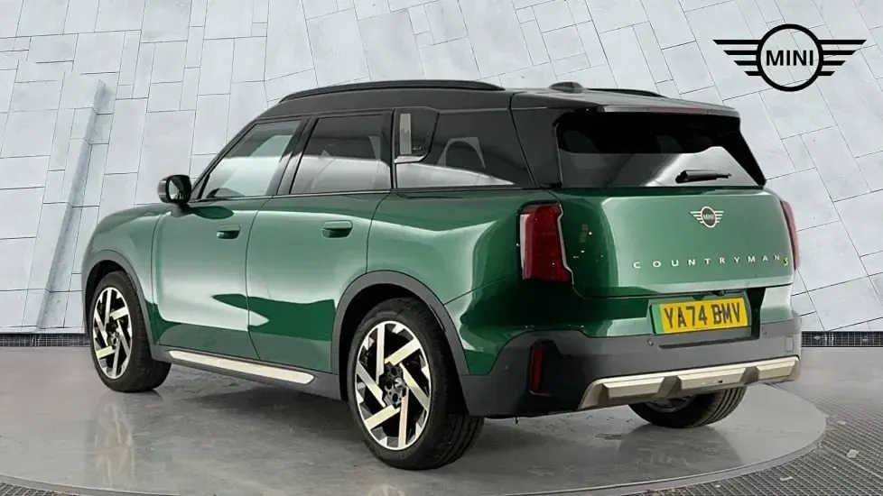 Used Mini Countryman 227 kW (309 HP) 2024 Green SUV