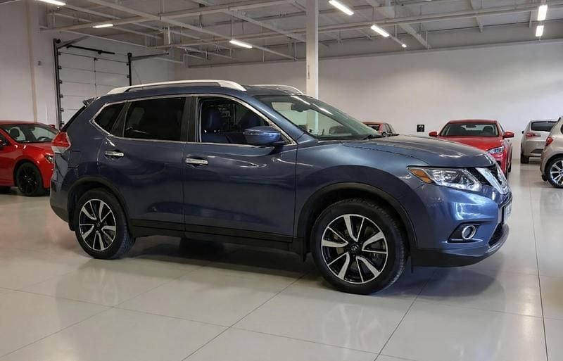 Used Nissan X-Trail N-TEC 130 HP (95 kW) 2015 Blue SUV