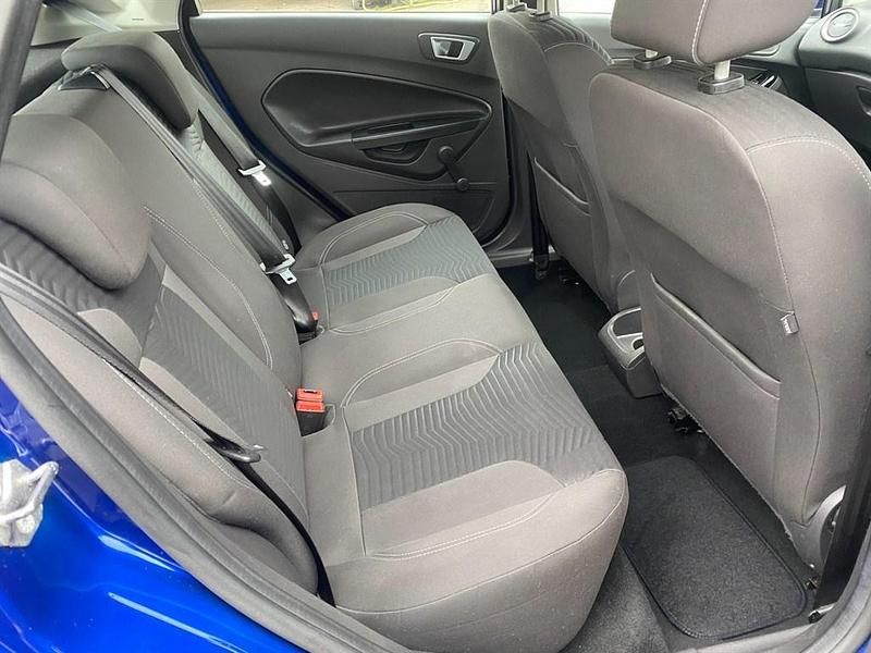 Used Ford Fiesta Zetec 2017 Blue Hatchback