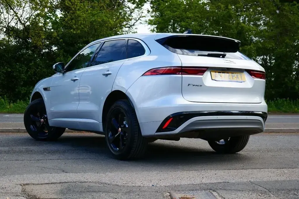 Used Jaguar F-Pace R-Dynamic 204 HP (150 kW) 2022 Silver SUV