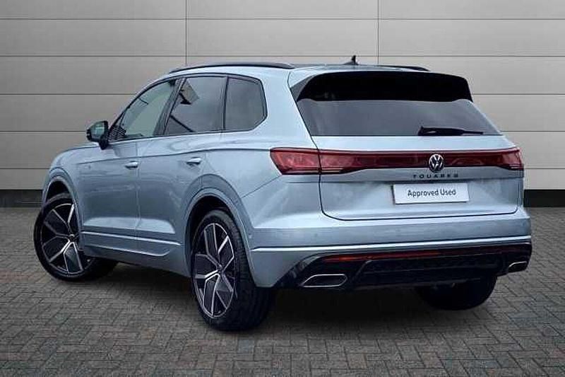 Used VW Touareg Black Edition 286 HP (210 kW) 2025 Silver SUV