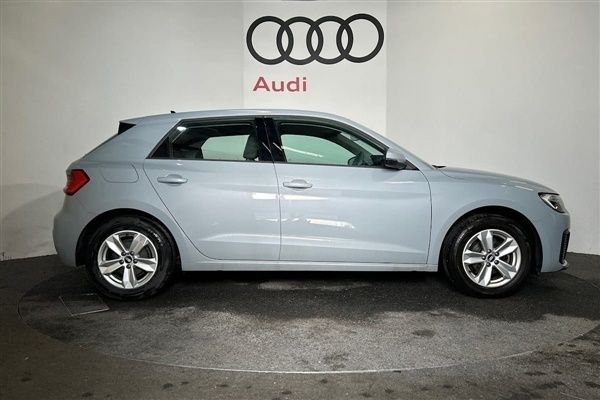 Used Audi A1 Design 94 HP (69 kW) 2020 Grey Hatchback
