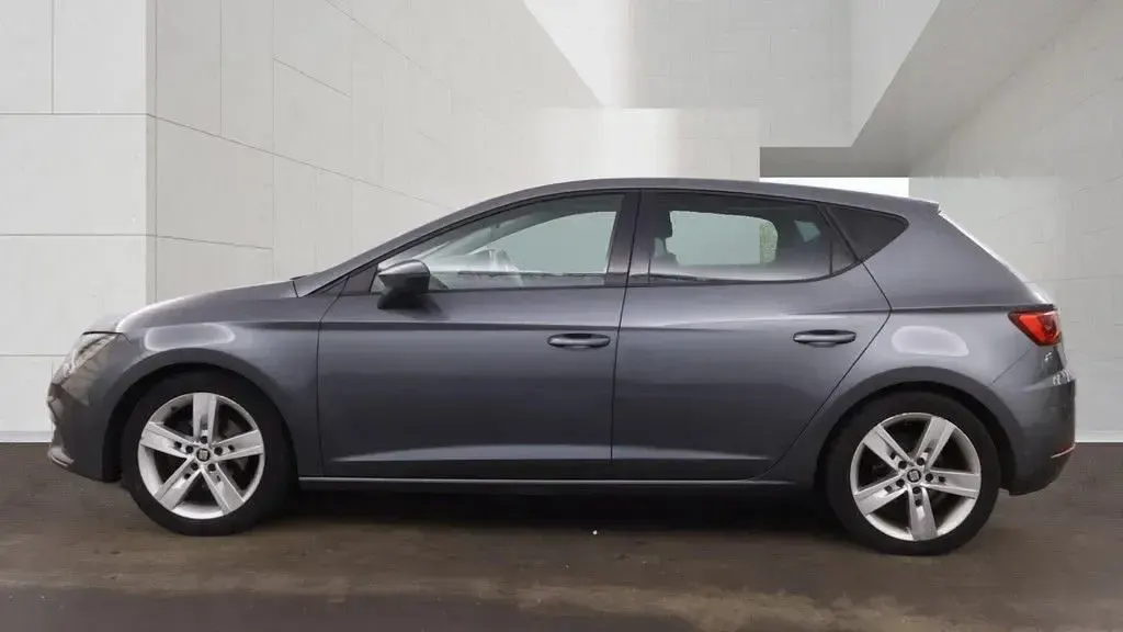 Used Seat Leon FR 150 HP (110 kW) 2018 Grey Hatchback