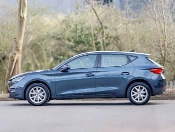 Used Seat Leon SE 110 HP (80 kW) 2024 Grey Hatchback