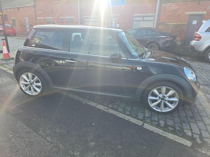 Used Mini Cooper D Hatch 2013 Black Hatchback
