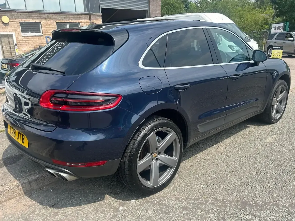 Used Porsche Macan S 2018 Blue SUV