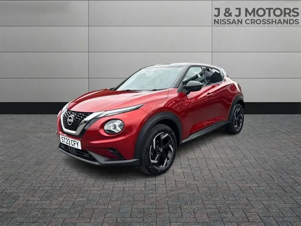 Used Nissan Juke N-Connecta 114 HP (83 kW) 2023 Red SUV