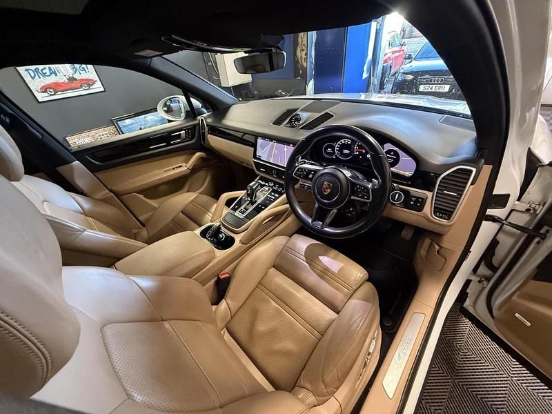 Begagnad Porsche Cayenne 340 HK (250 kW) 2018 Vit SUV
