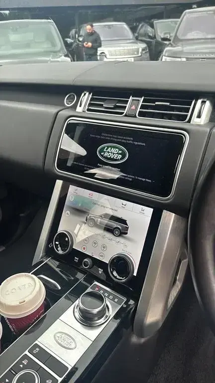 Used Land Rover Range Rover S 300 HP (220 kW) 2021 White SUV