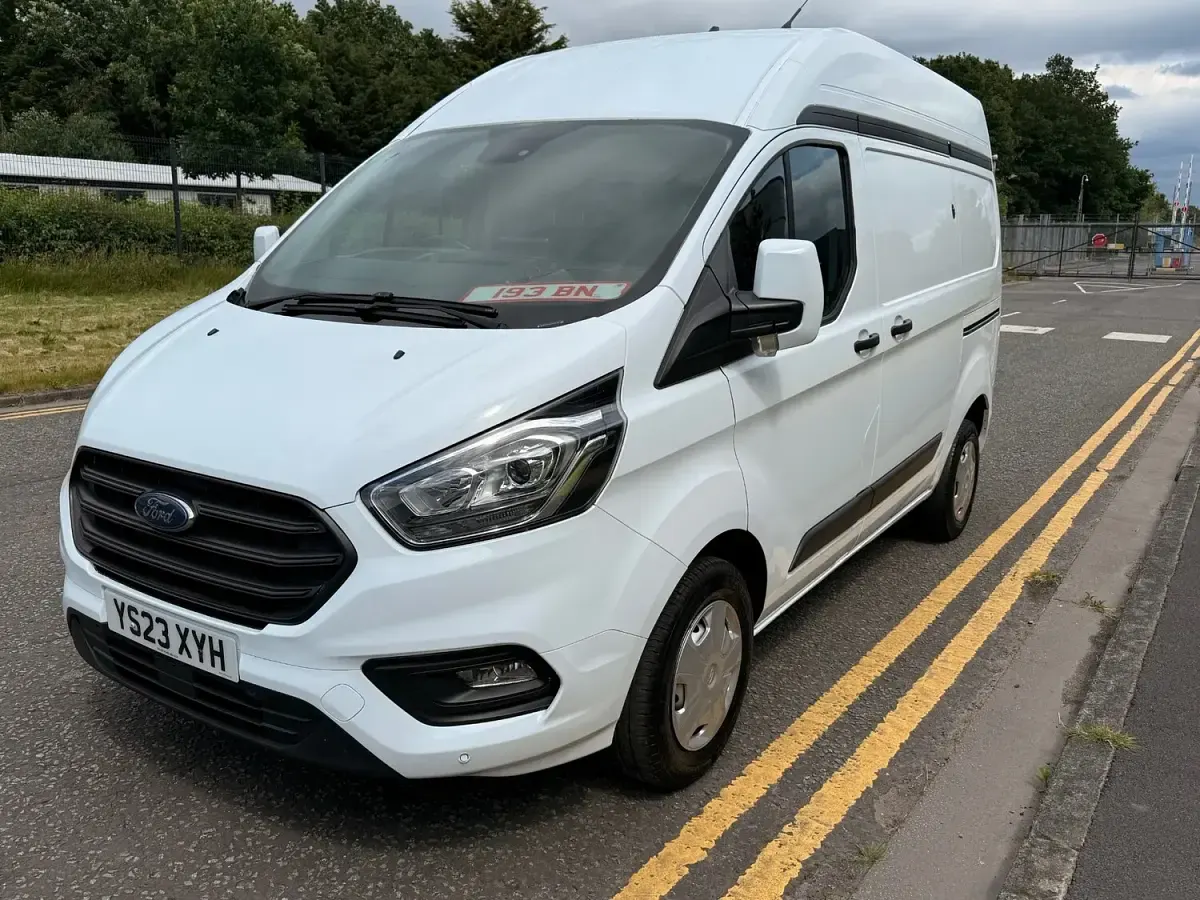 Used Ford Transit Custom Trend 130 HP (95 kW) 2023 White Van
