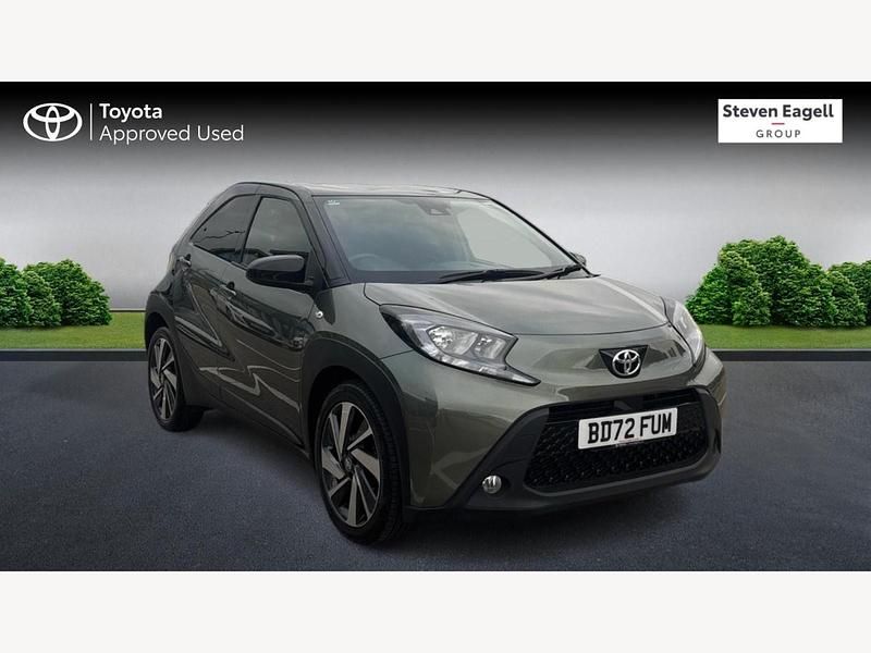 Green Used 2022 Toyota Aygo X SUV | £12,007 - Image 1/3