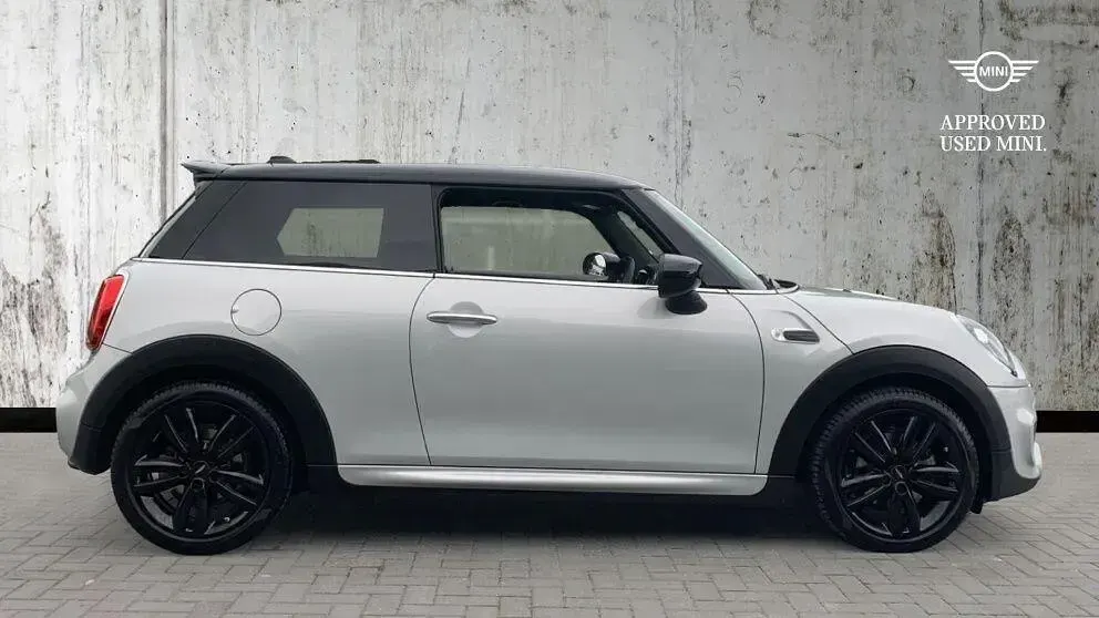 Used Mini Cooper Hatch 134 HP (98 kW) 2020 Silver Hatchback