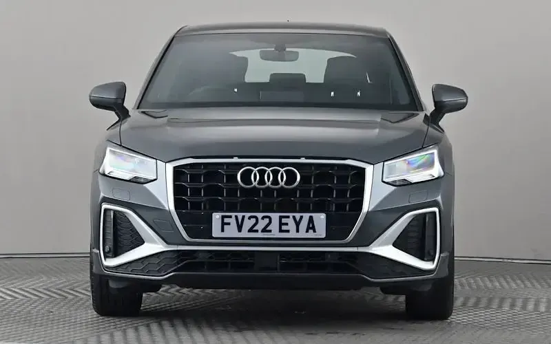 Used Audi Q2 S-Line 110 HP (80 kW) 2024 SUV