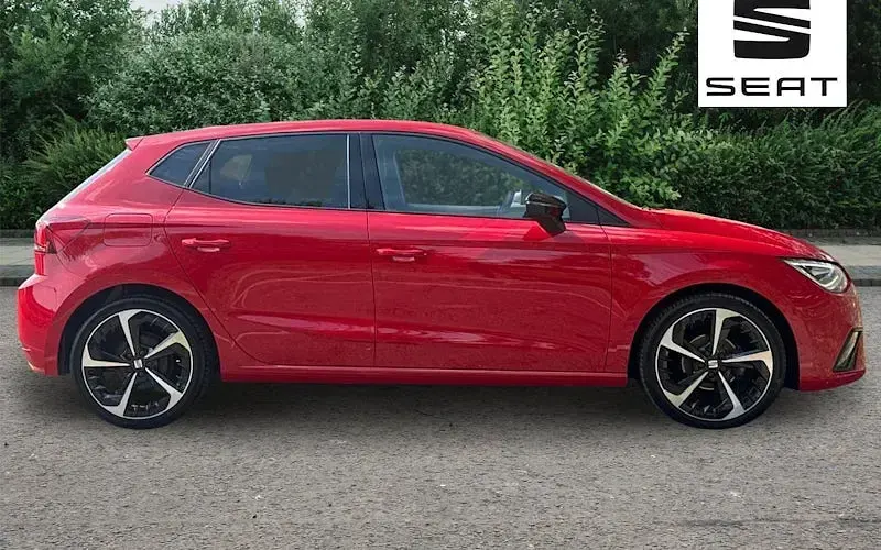 Used Seat Ibiza FR Sport 95 HP (69 kW) 2024 Red Hatchback
