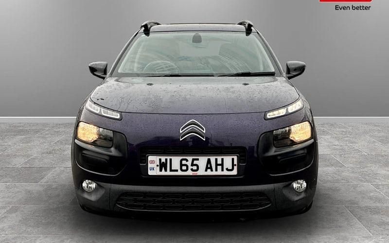 Used Citroën C4 Cactus Flair 99 HP (72 kW) 2016 Hatchback
