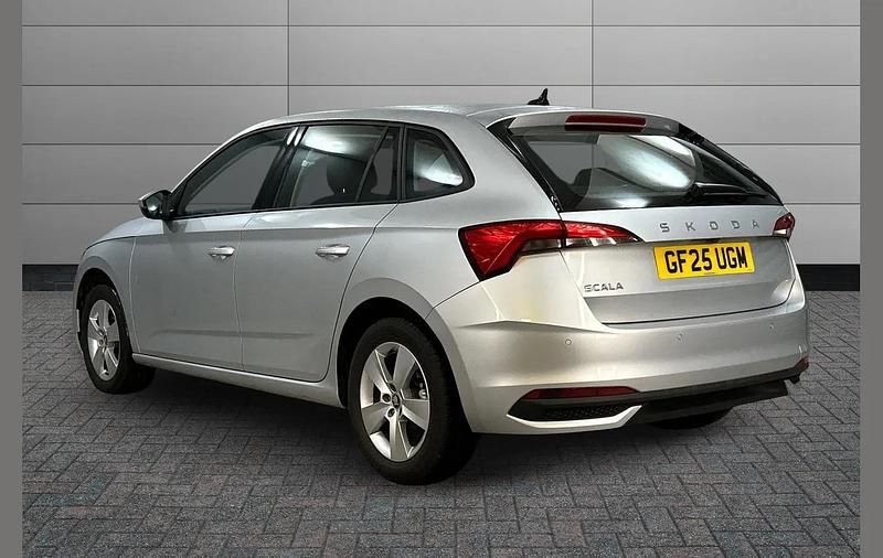 Used Skoda Scala SE 113 HP (83 kW) 2025 Brilliant silver metallic Hatchback