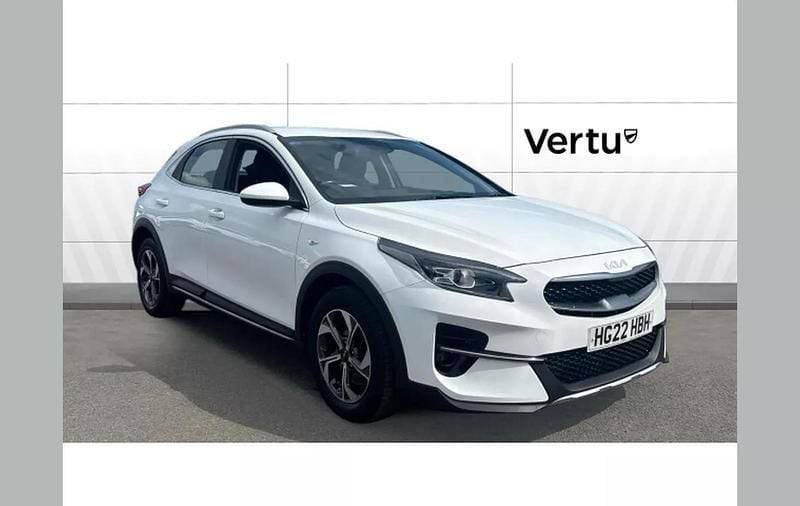 White Used 2022 Kia XCeed 2 SUV | £14,219 (Fair price) - Image 1/4