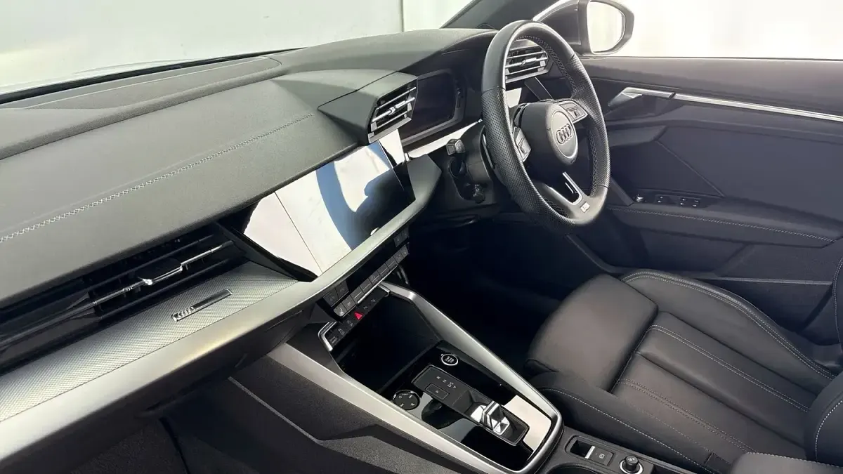 Used Audi A3 Sportback S-Line 150 HP (110 kW) 2023 Daytona grey Hatchback