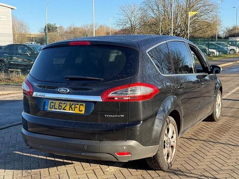 Used Ford S-MAX Titanium 2013 Black MPV