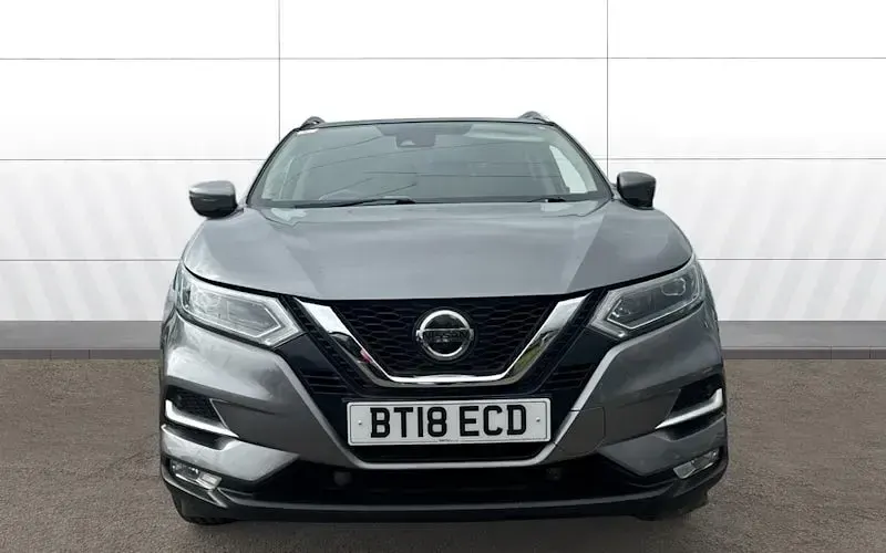 Used Nissan Qashqai Tekna 116 HP (85 kW) 2018 Grey SUV