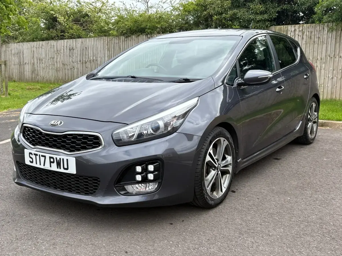 Gebraucht Kia Ceed GT-Line 118 PS (86 kW) 2017 Silber Kleinwagen