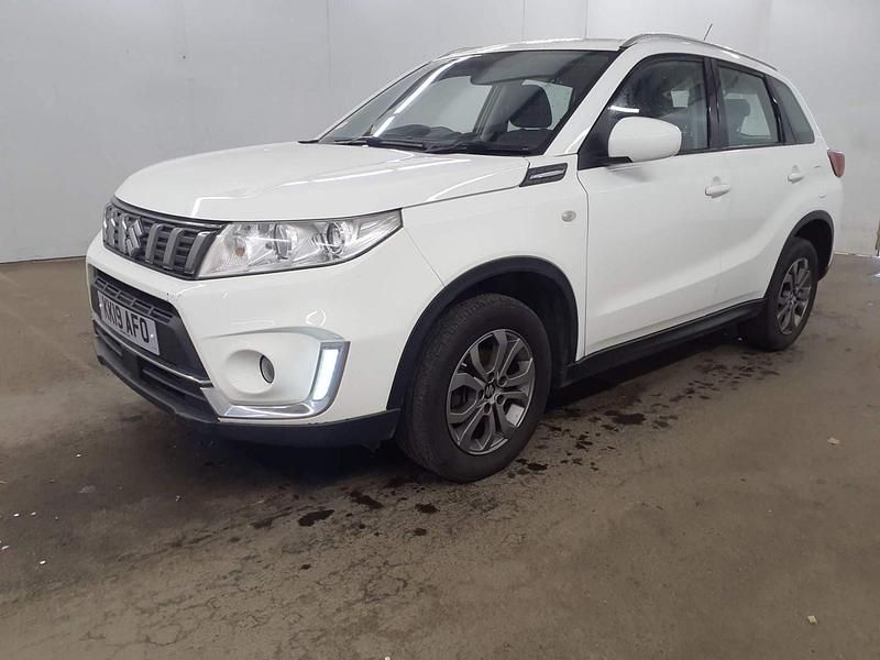 Used Suzuki Vitara SZ4 112 HP (82 kW) 2019 White SUV