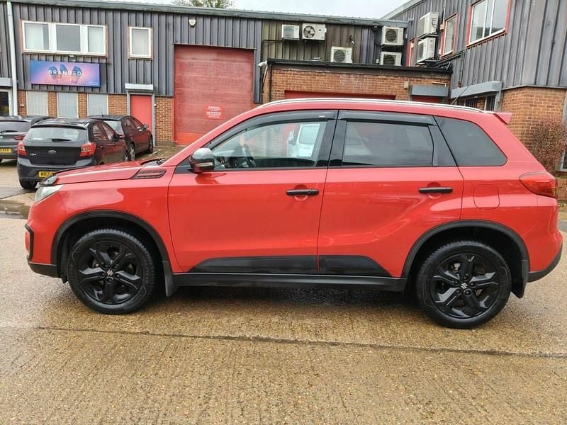 Used Suzuki Vitara 2016 Red Hatchback
