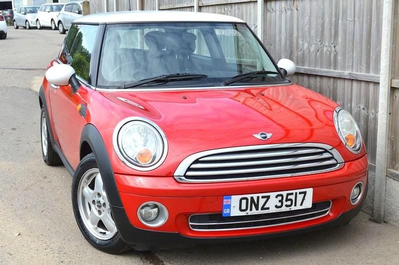 Red Used 2010 Mini Cooper Hatch Hatchback | £3,149 (Super price) - Image 1/4