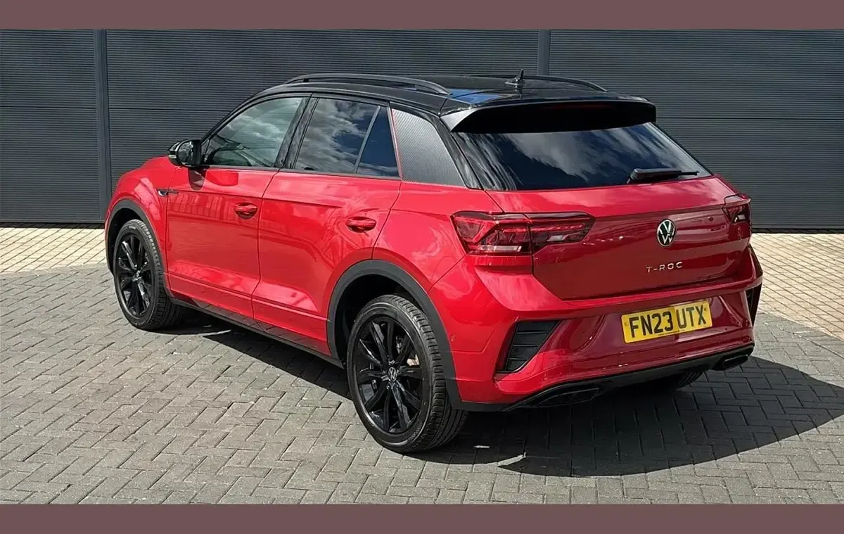 Used VW T-Roc R-line 150 HP (110 kW) 2023 Red SUV