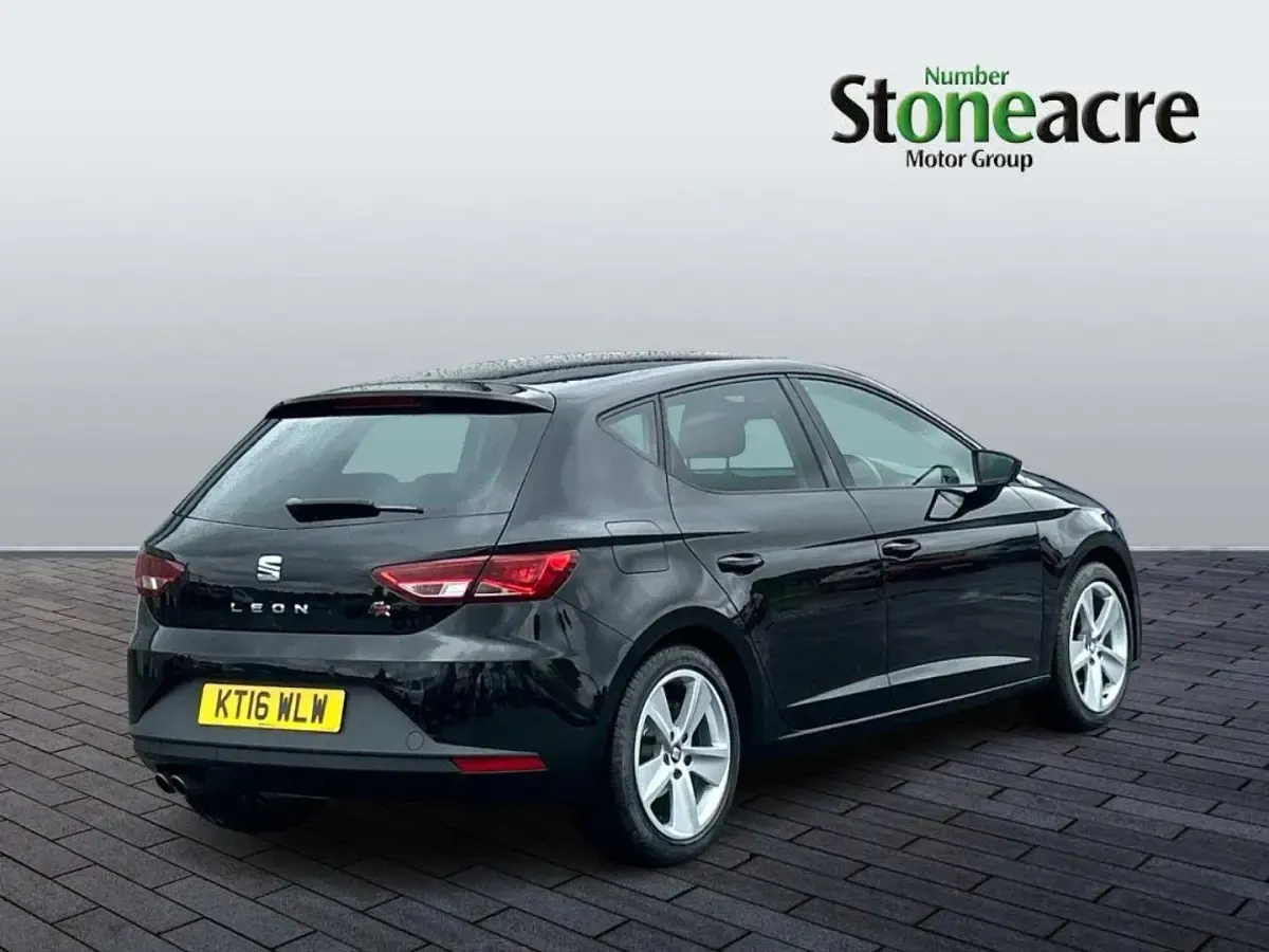 Used Seat Leon FR 150 HP (110 kW) 2016 Black Hatchback