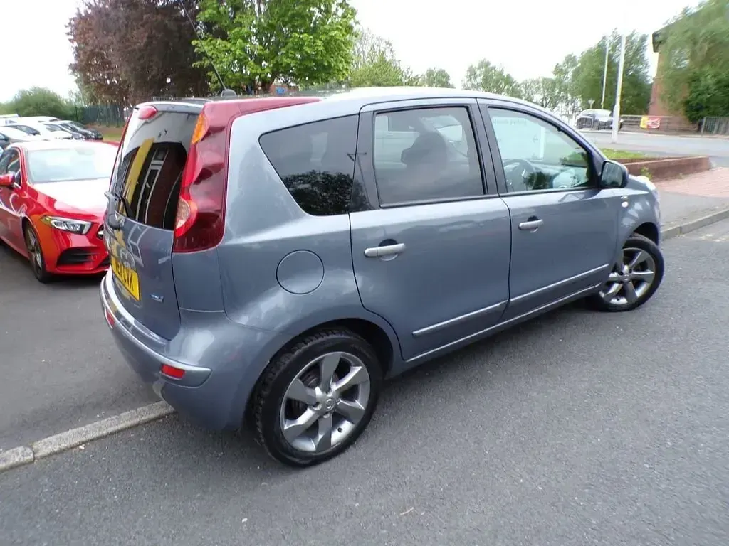 Używany Nissan Note N-TEC 2011 Szary Hatchback
