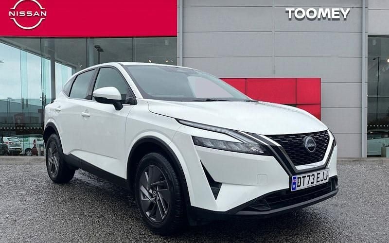 Used Nissan Qashqai Acenta Premium 158 HP (116 kW) 2023 White SUV