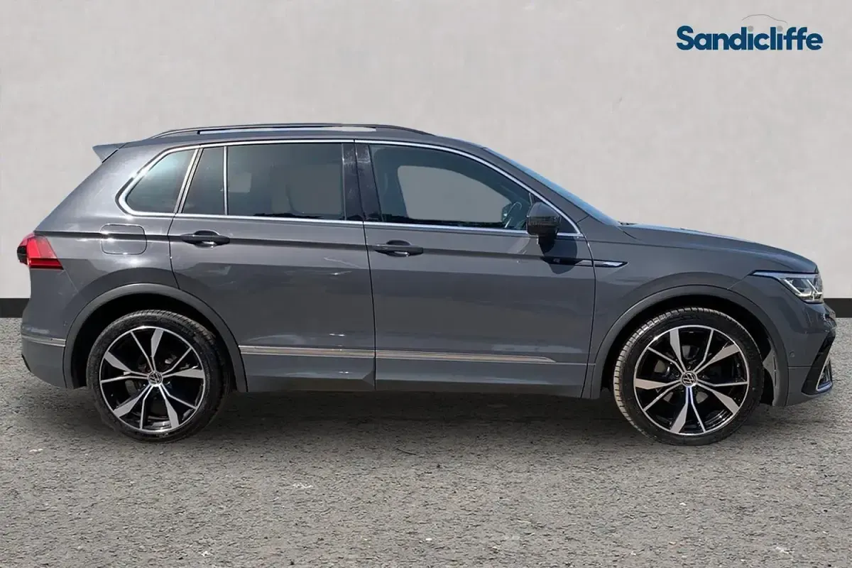 Used VW Tiguan R-line 150 HP (110 kW) 2023 Grey SUV