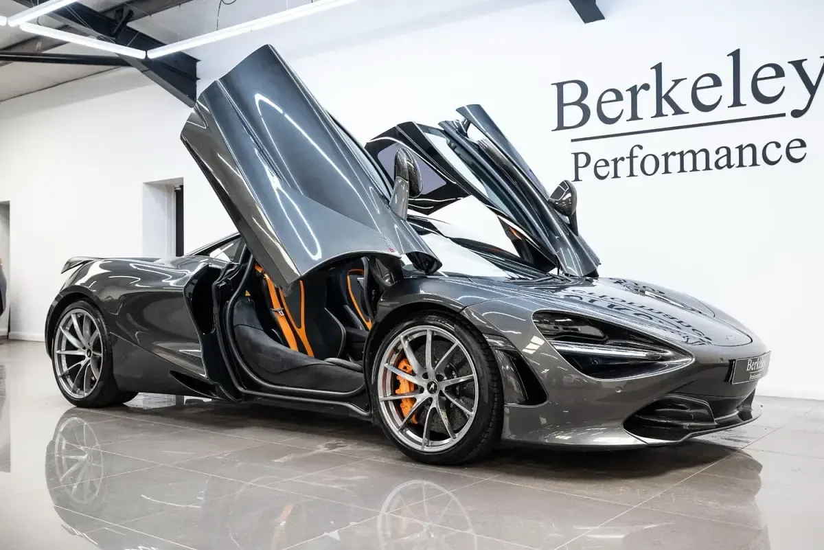 Used McLaren 720S 720 HP (529 kW) 2019 Grey Coupe