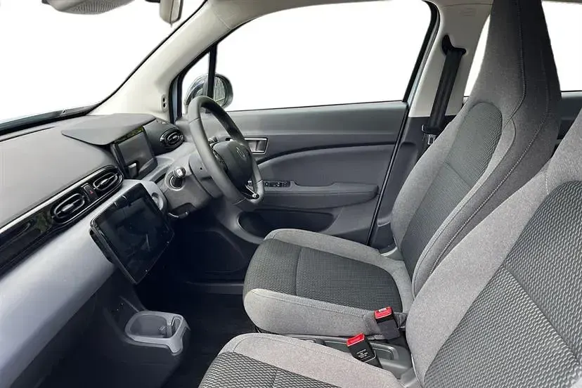 Novo Leapmotor T03 69 kW (95 HP) 2025 Azul Citadino