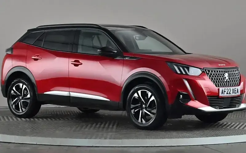 Used Peugeot 2008 GT 131 HP (96 kW) 2022 SUV