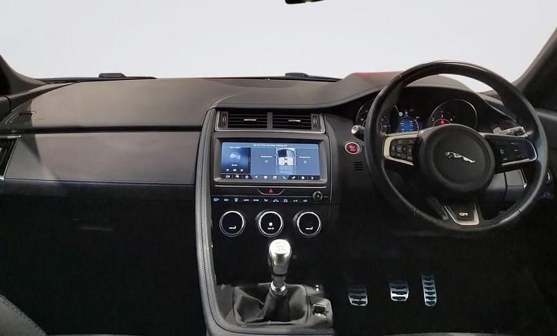 Used Jaguar E-Pace R-Dynamic 150 HP (110 kW) 2019 Black SUV