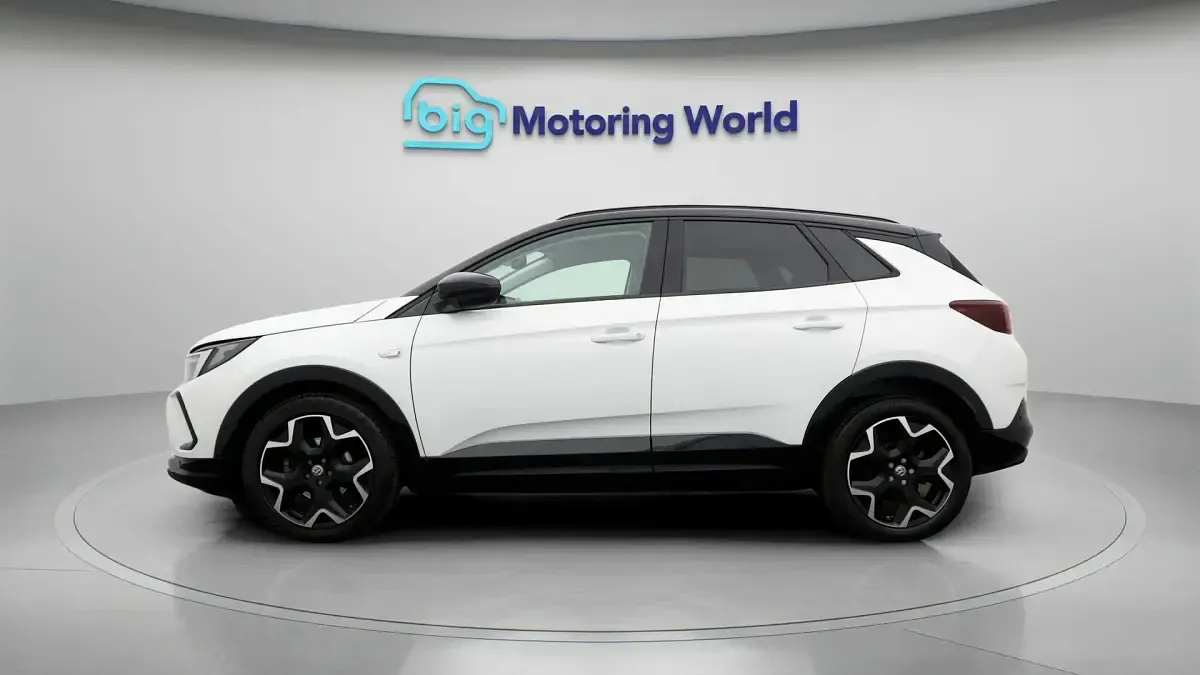 Second-hand Vauxhall Grandland X Ultimate 129 CP (94 kW) 2024 SUV
