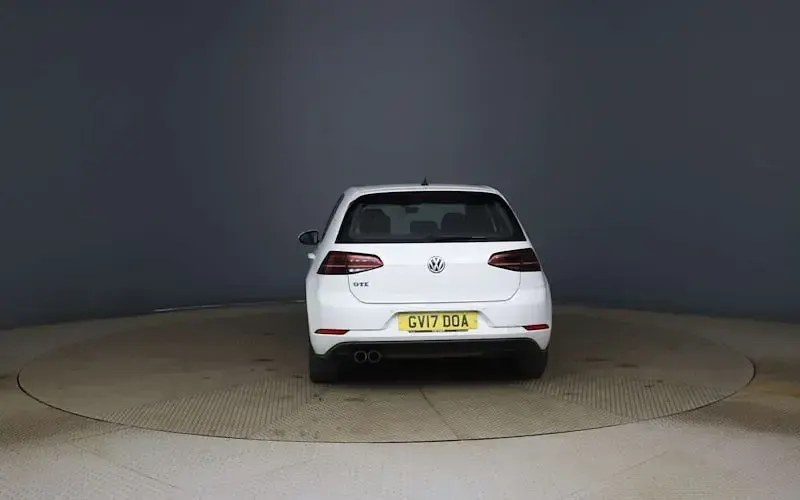 Used VW Golf VII GTE 204 HP (150 kW) 2020 Hatchback