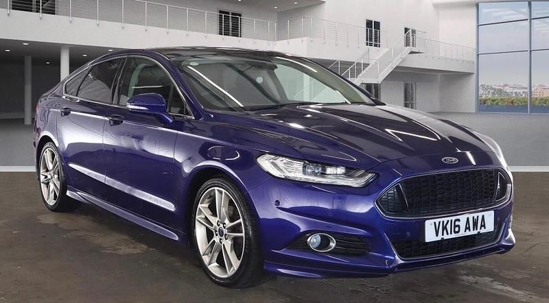 Used Ford Mondeo Titanium 2016 Blue Hatchback