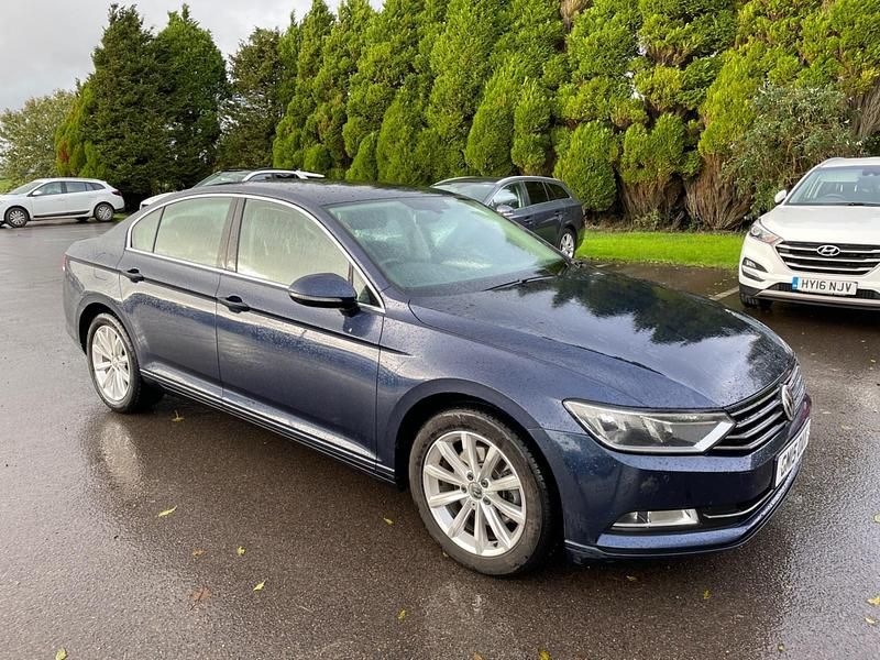 Blue Used 2015 VW Passat SE Sedan | £5,995 (A bit pricey) - Image 1/4