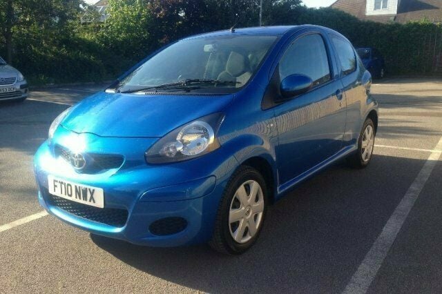 Used Toyota Aygo 67 HP (49 kW) 2010 Hatchback