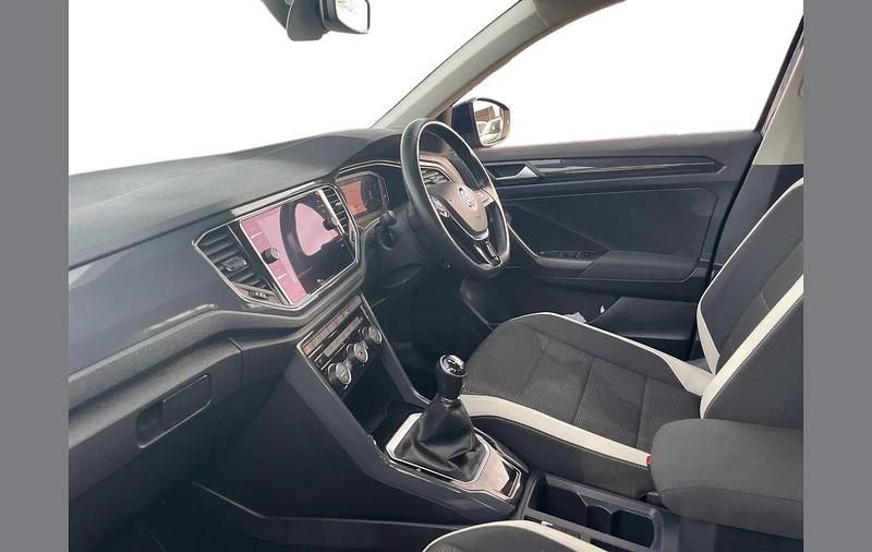 Used VW T-Roc SEL 147 HP (108 kW) 2019 Blue SUV