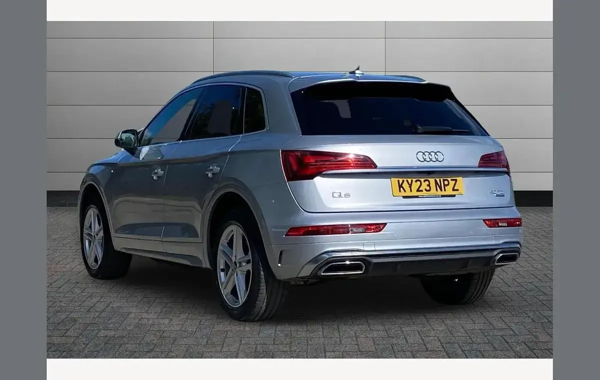Used Audi Q5 S-Line 204 HP (150 kW) 2023 Silver SUV