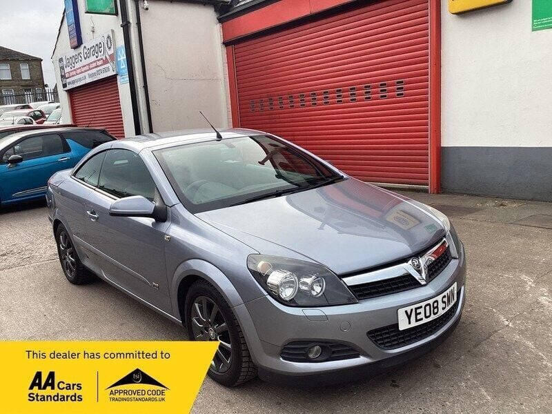 Silver Used 2008 Vauxhall Astra Cabriolet Sport Cabriolet | £1,995 - Image 1/4