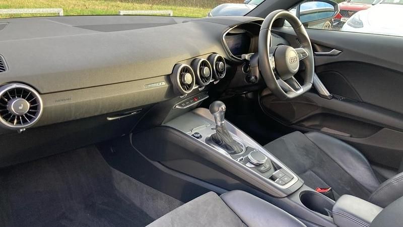 Used Audi TT Sport 197 HP (144 kW) 2022 White